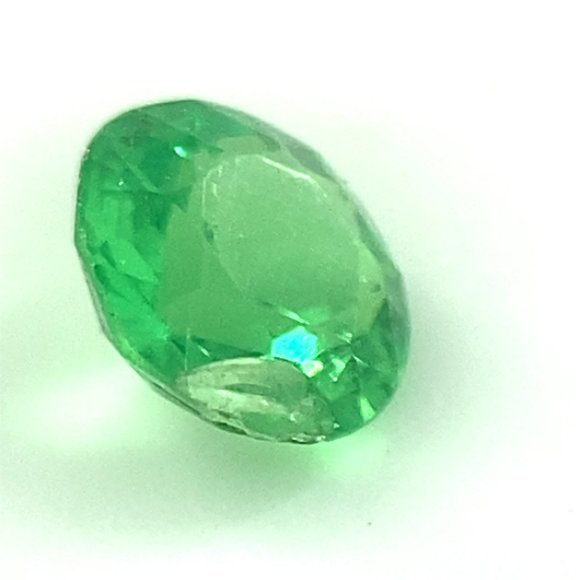 Tsavorite Garnet .55ct - Picture 3 of 7